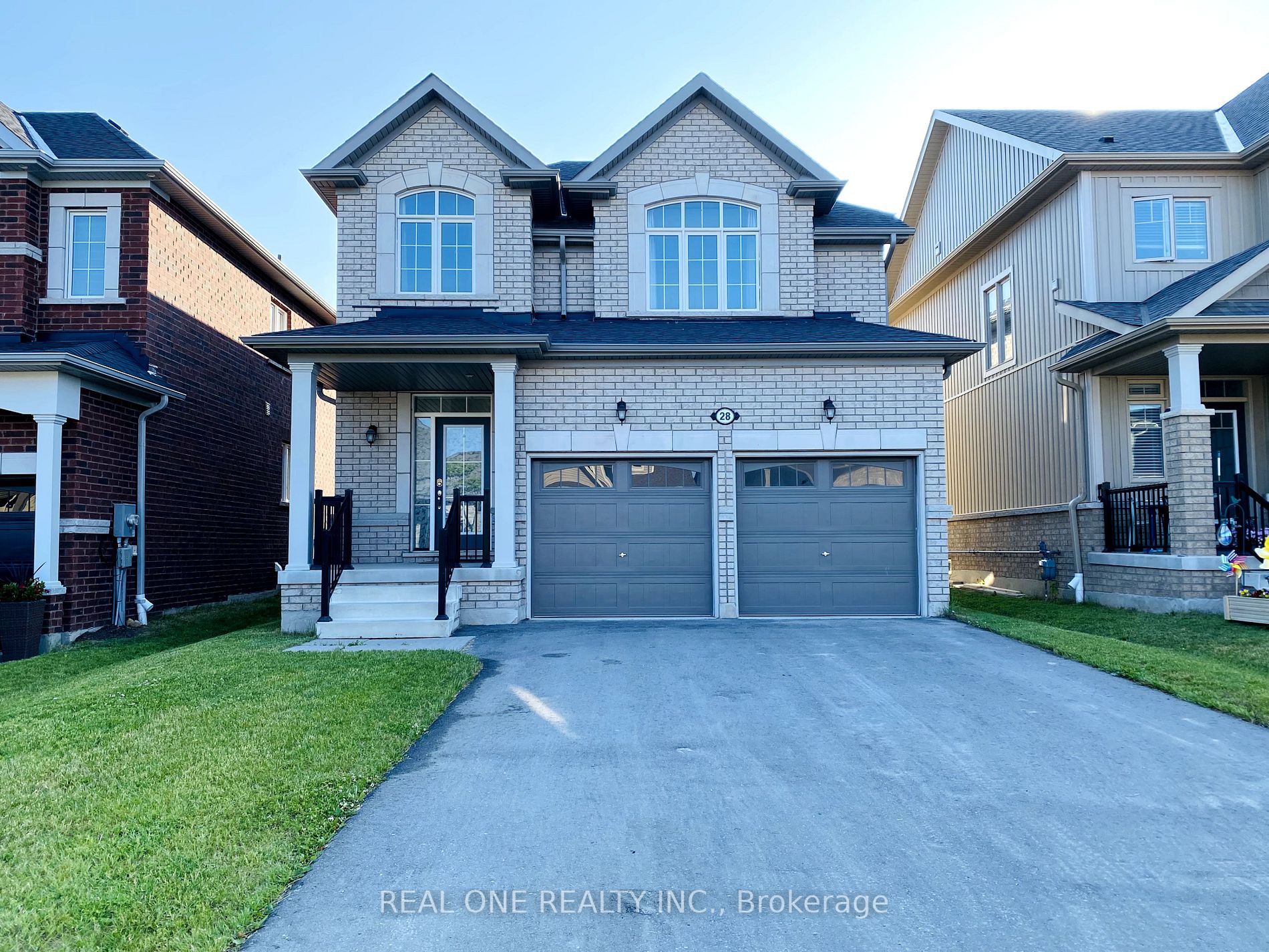 28 Kerr St