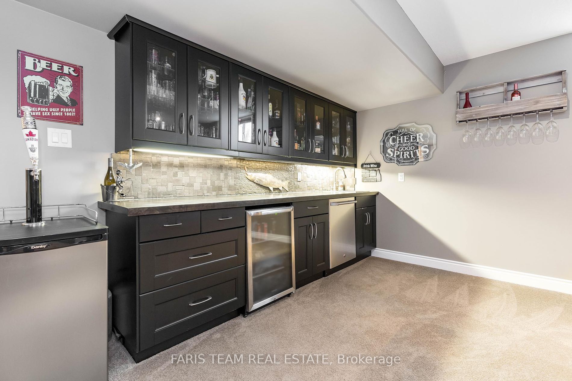 41 Heatherwood Dr