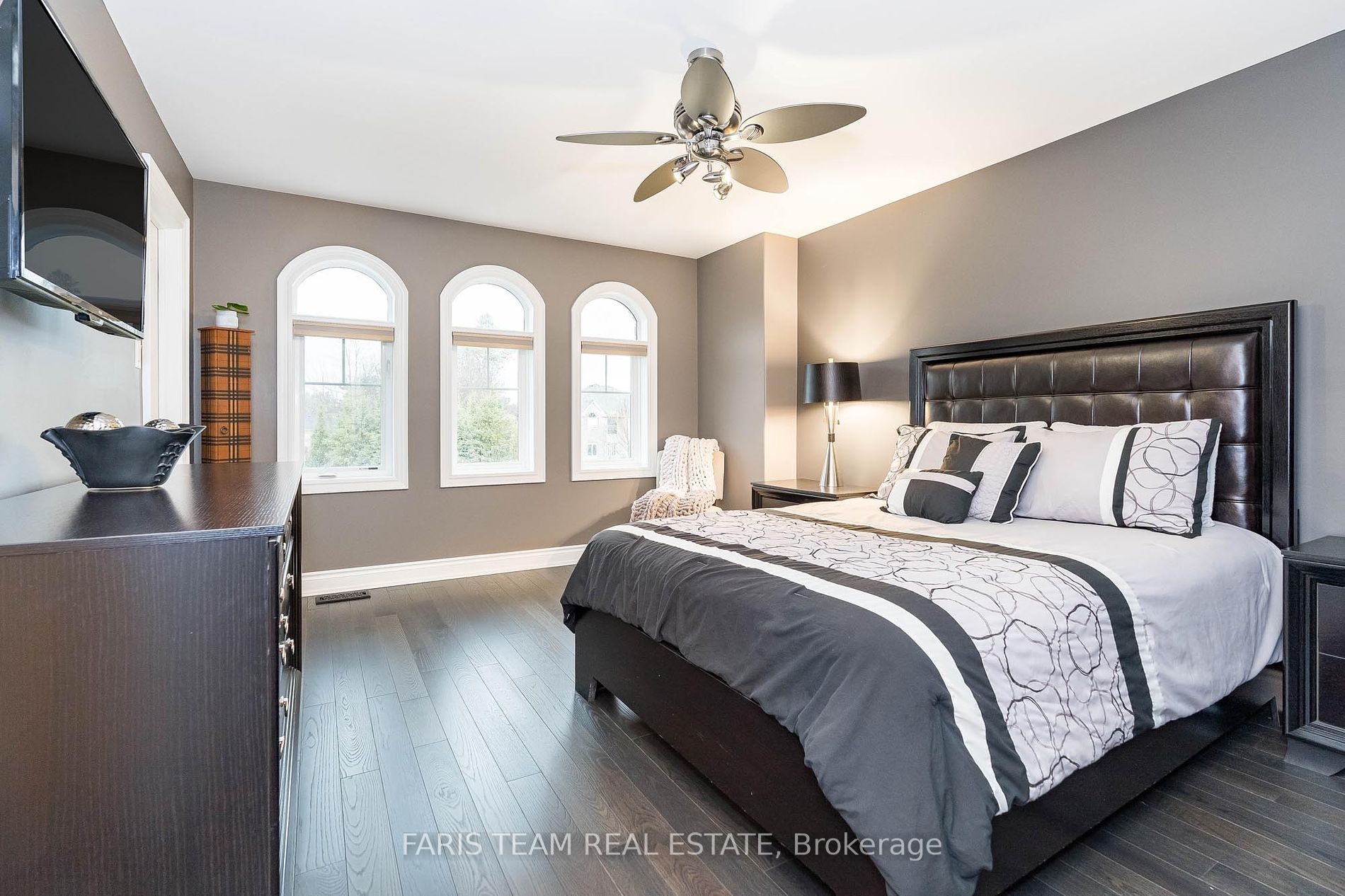 41 Heatherwood Dr
