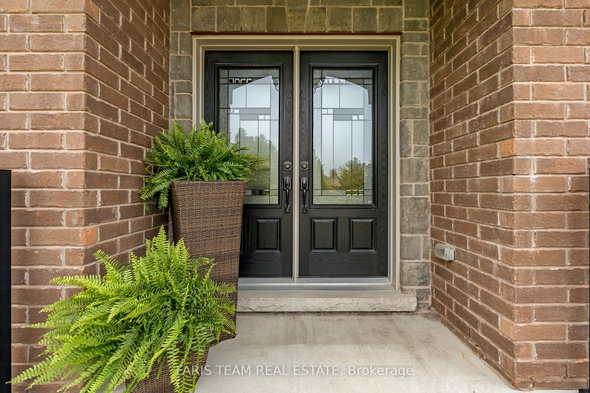41 Heatherwood Dr