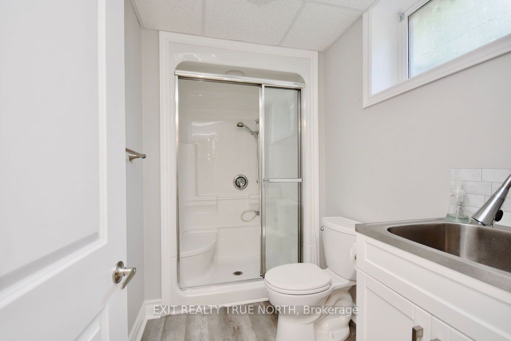 12 Huron St