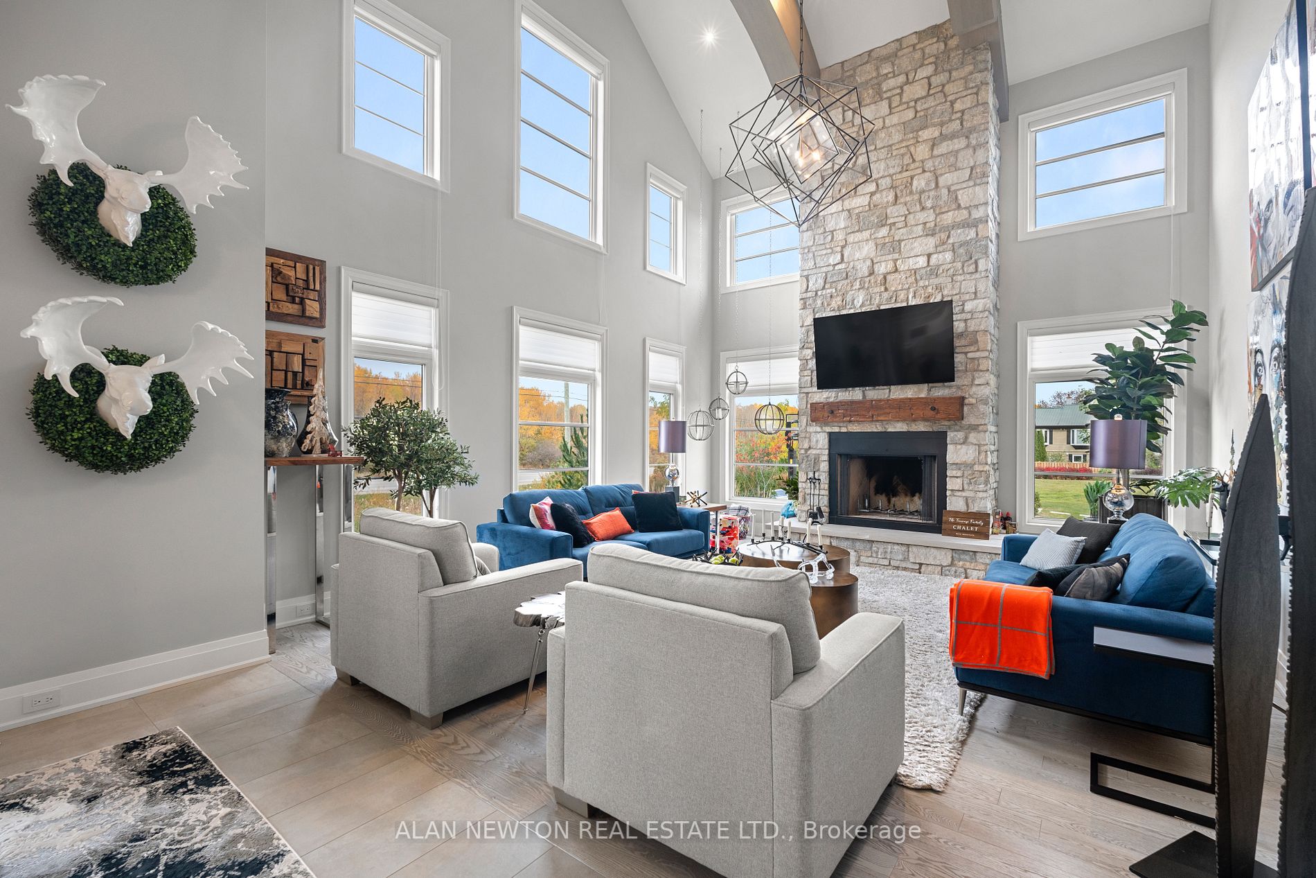 16 Windrose Valley Blvd