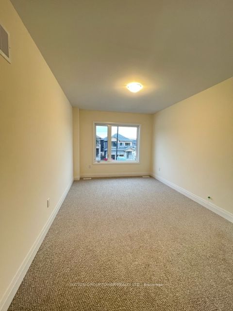 30 Daffodil Rd