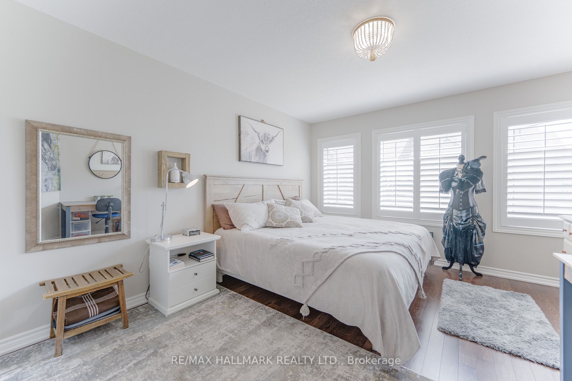 44 Greaves Ave