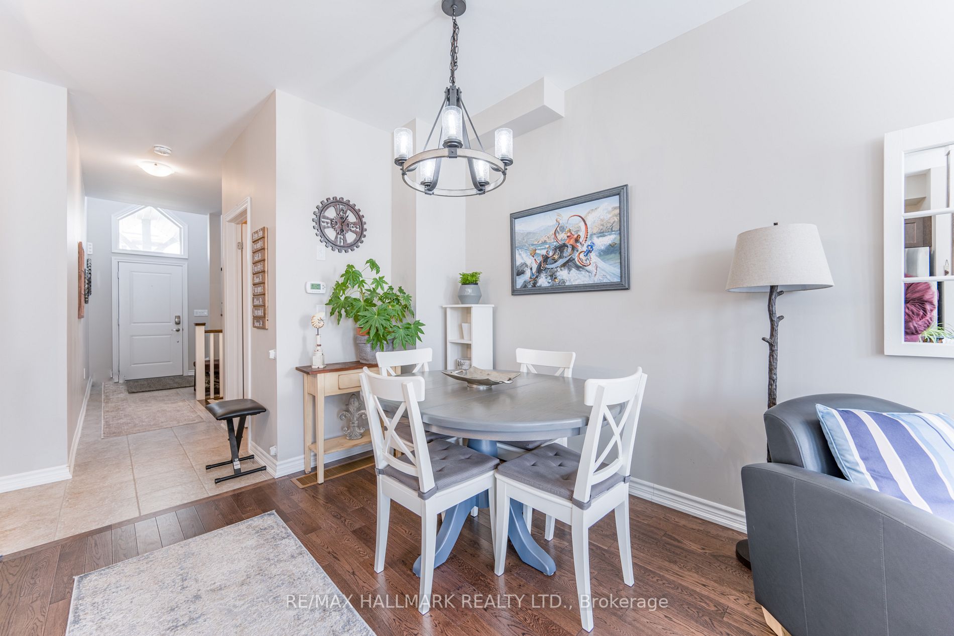 44 Greaves Ave