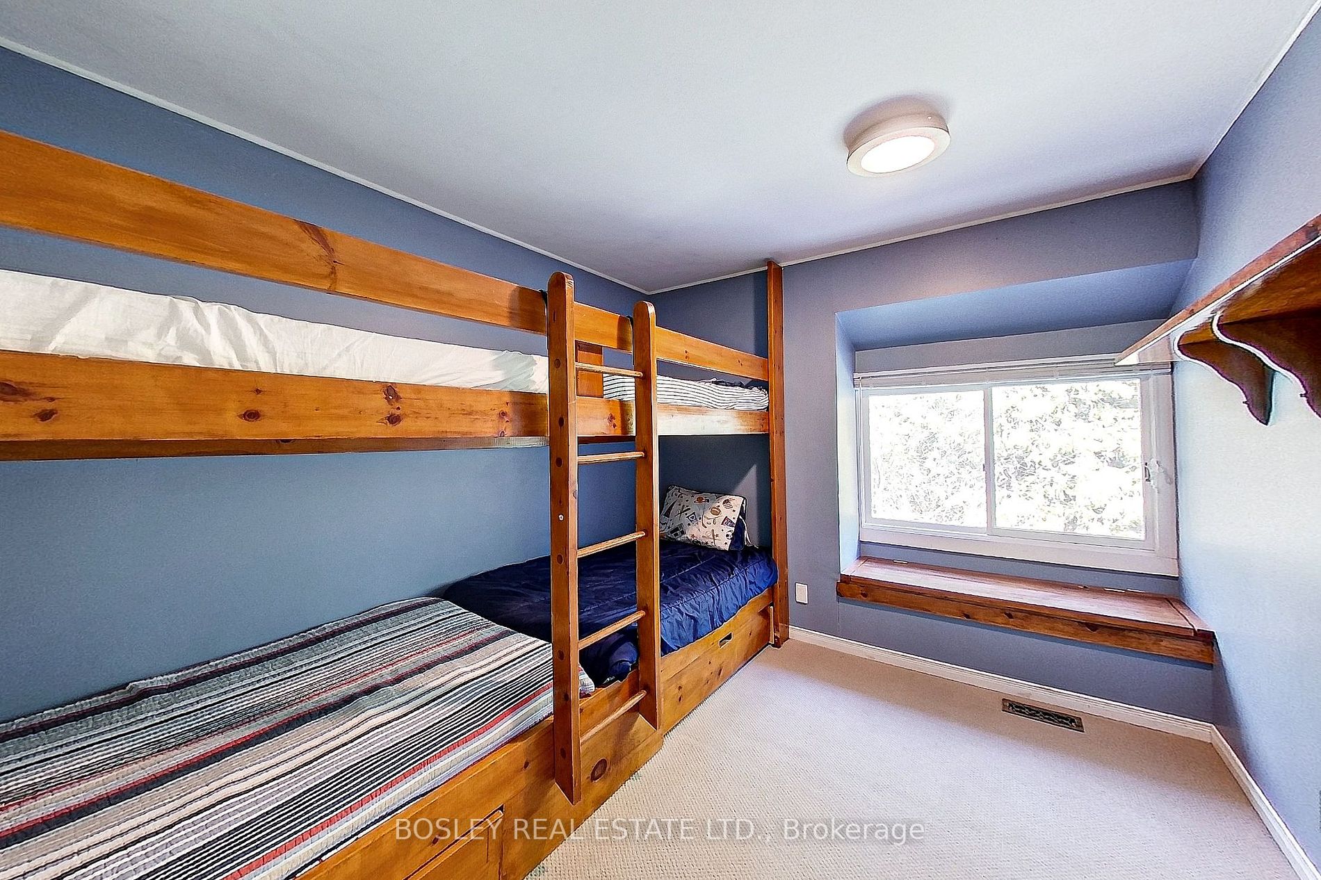 124 Escarpment Cres, #124