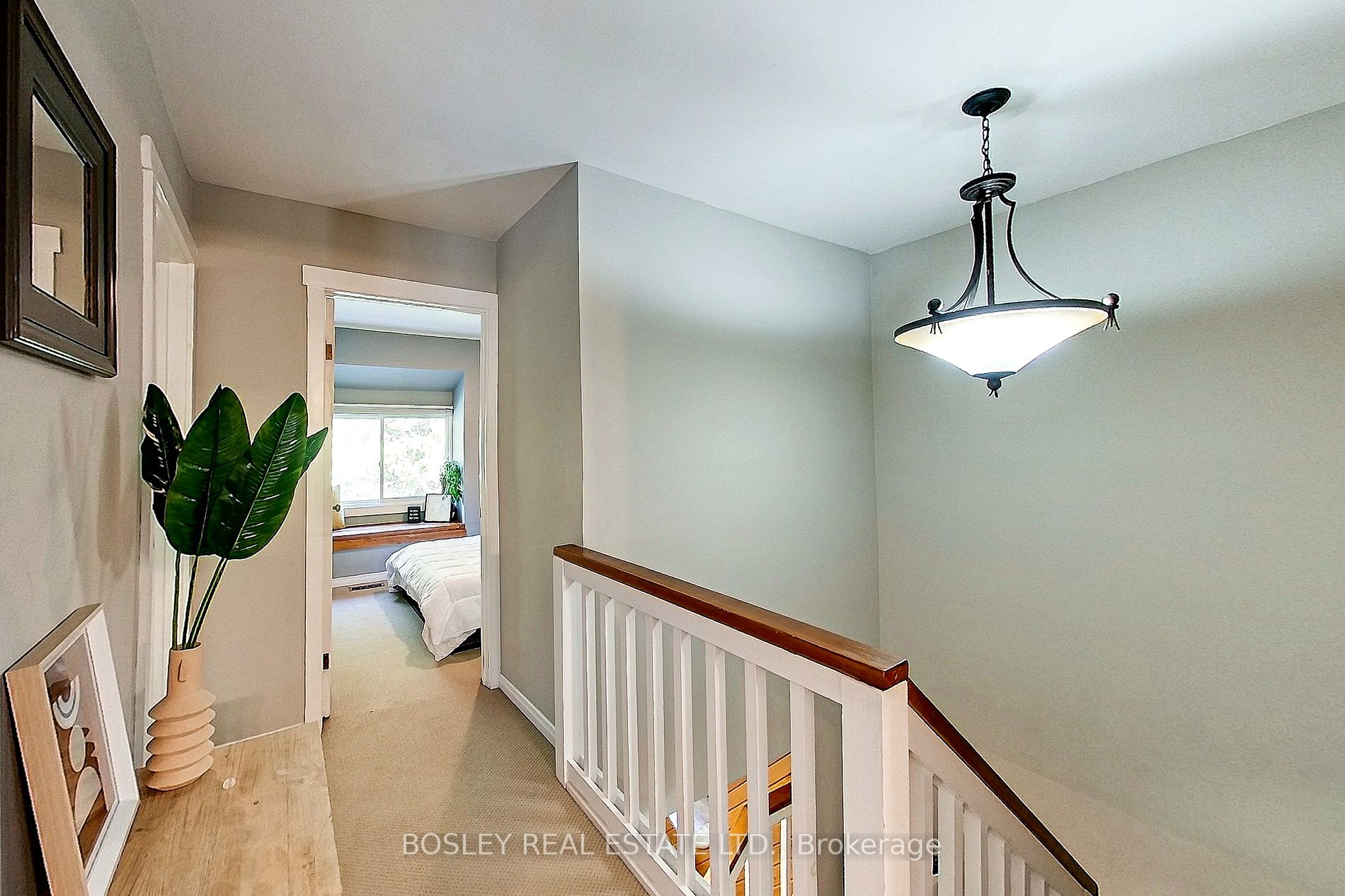 124 Escarpment Cres, #124