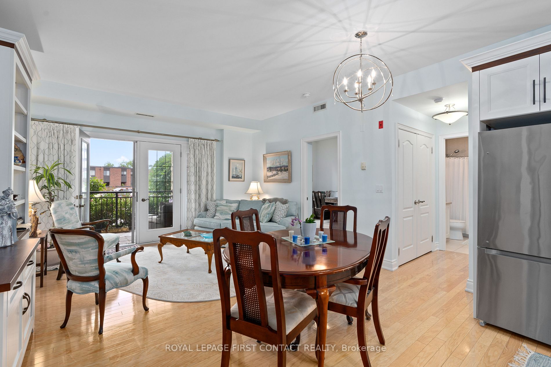 200 Collier St, #104