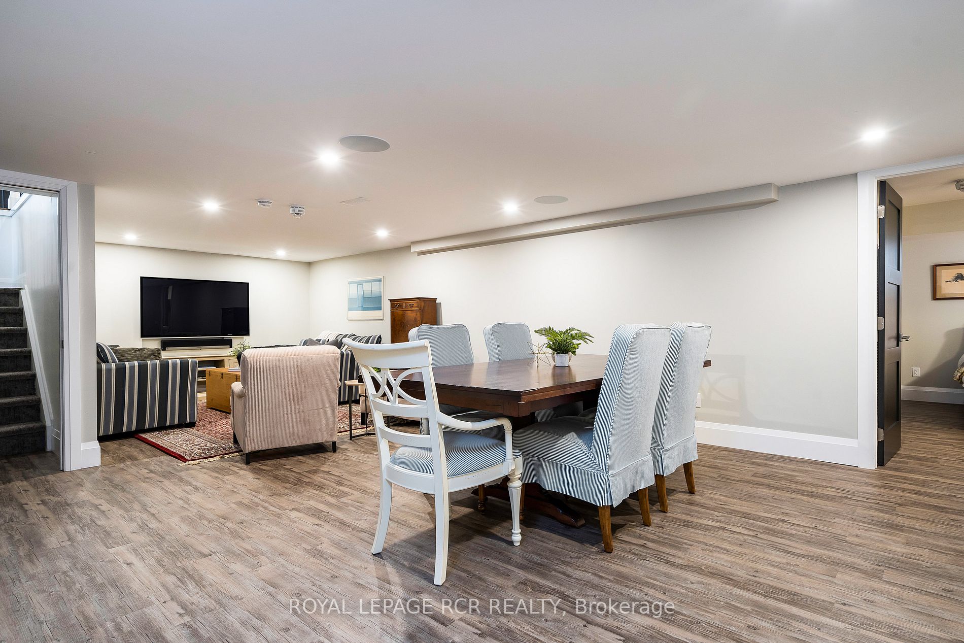 21 Golfview Dr