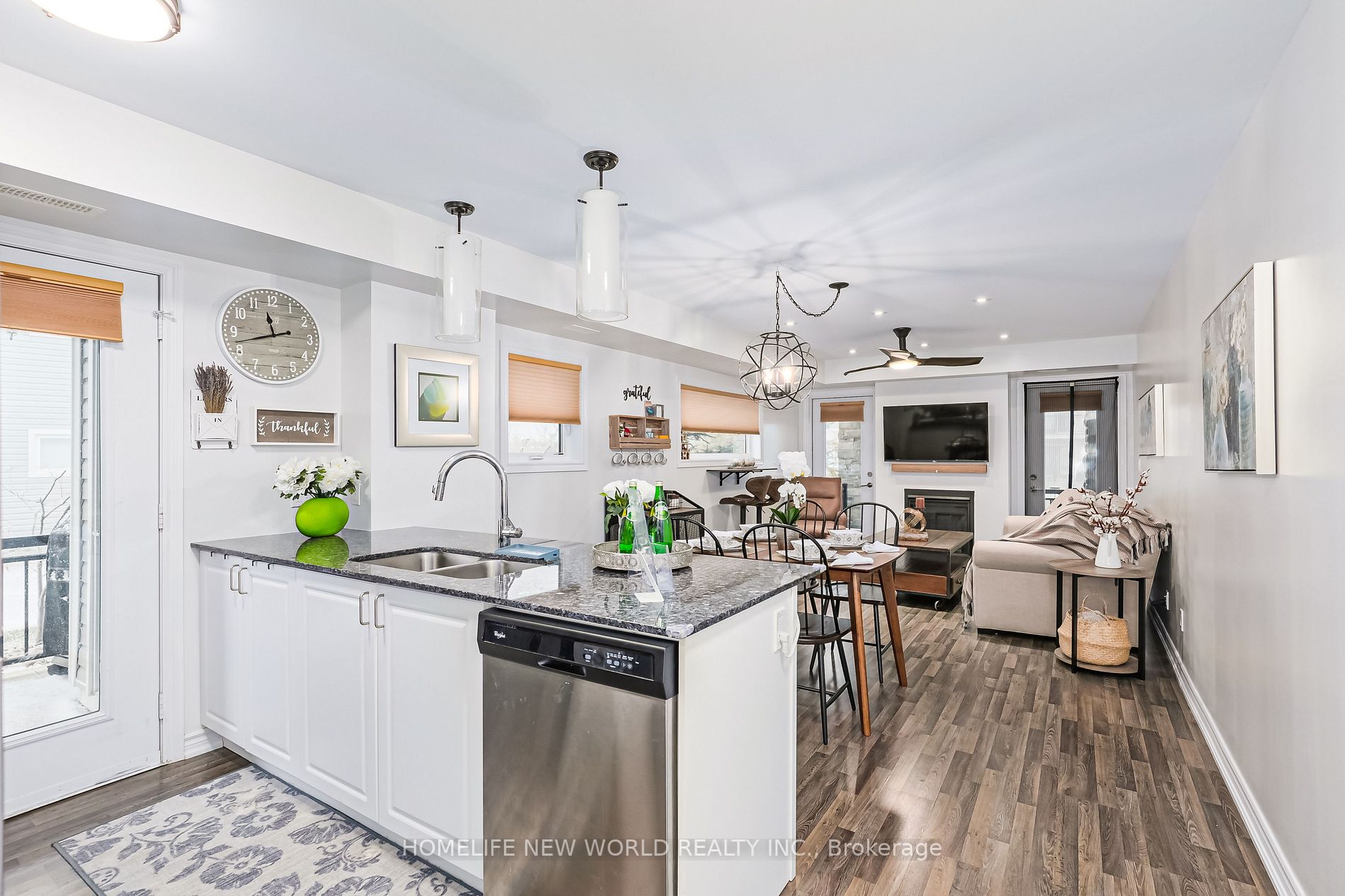 5 Anchorage Cres, #101