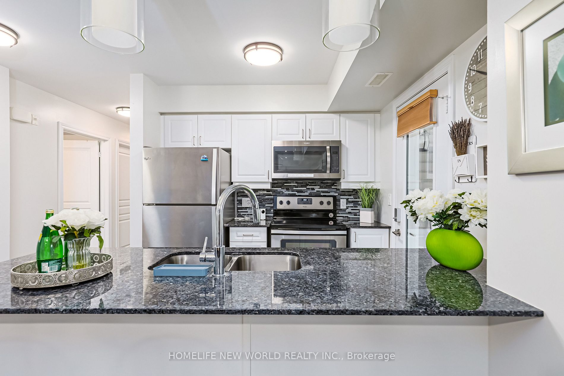 5 Anchorage Cres, #101