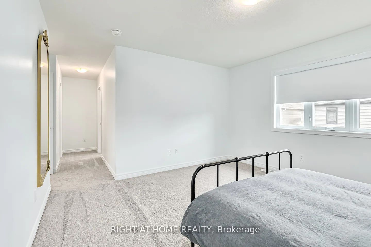 23 Kerr St