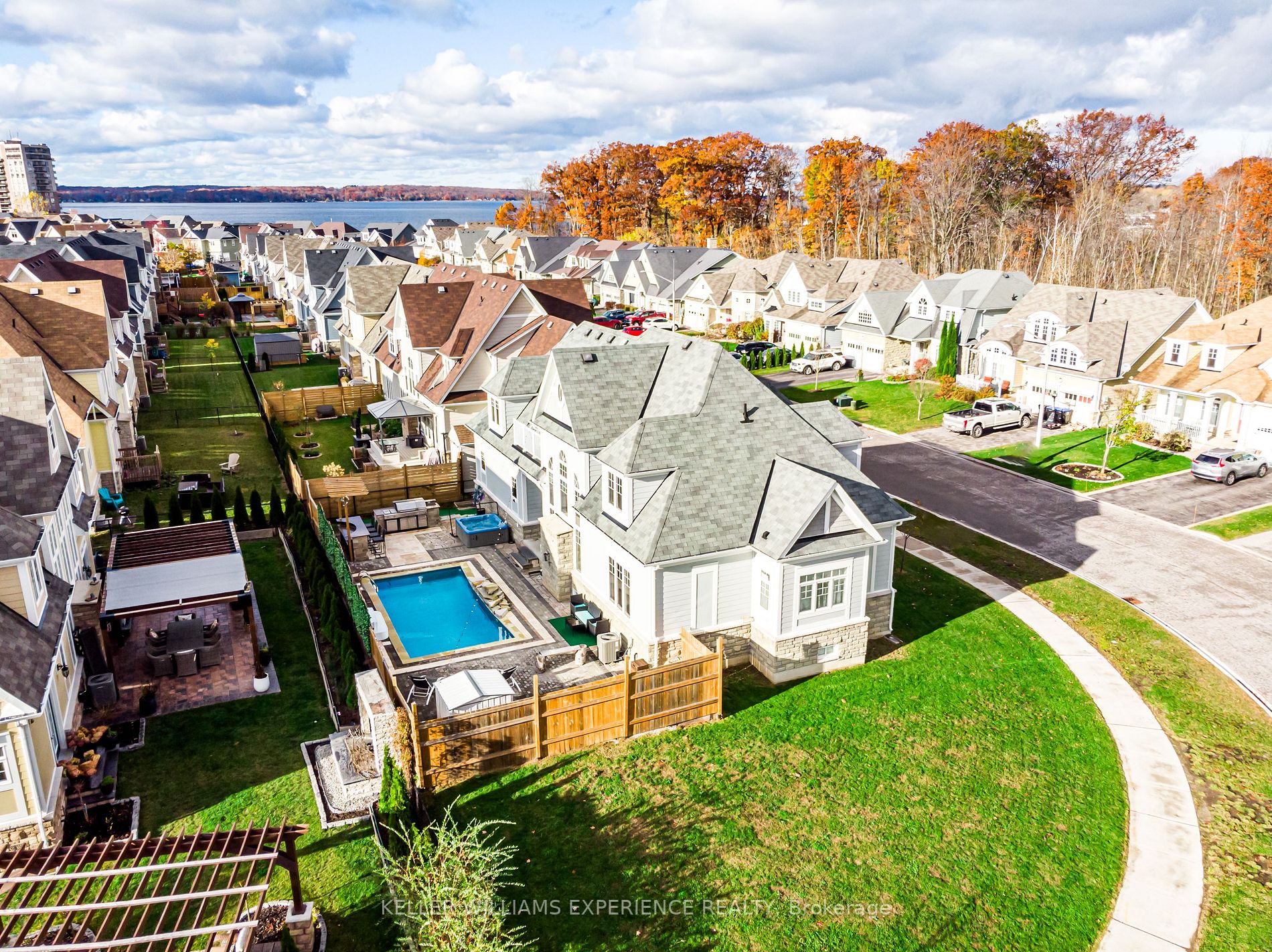 61 Riverwalk Place