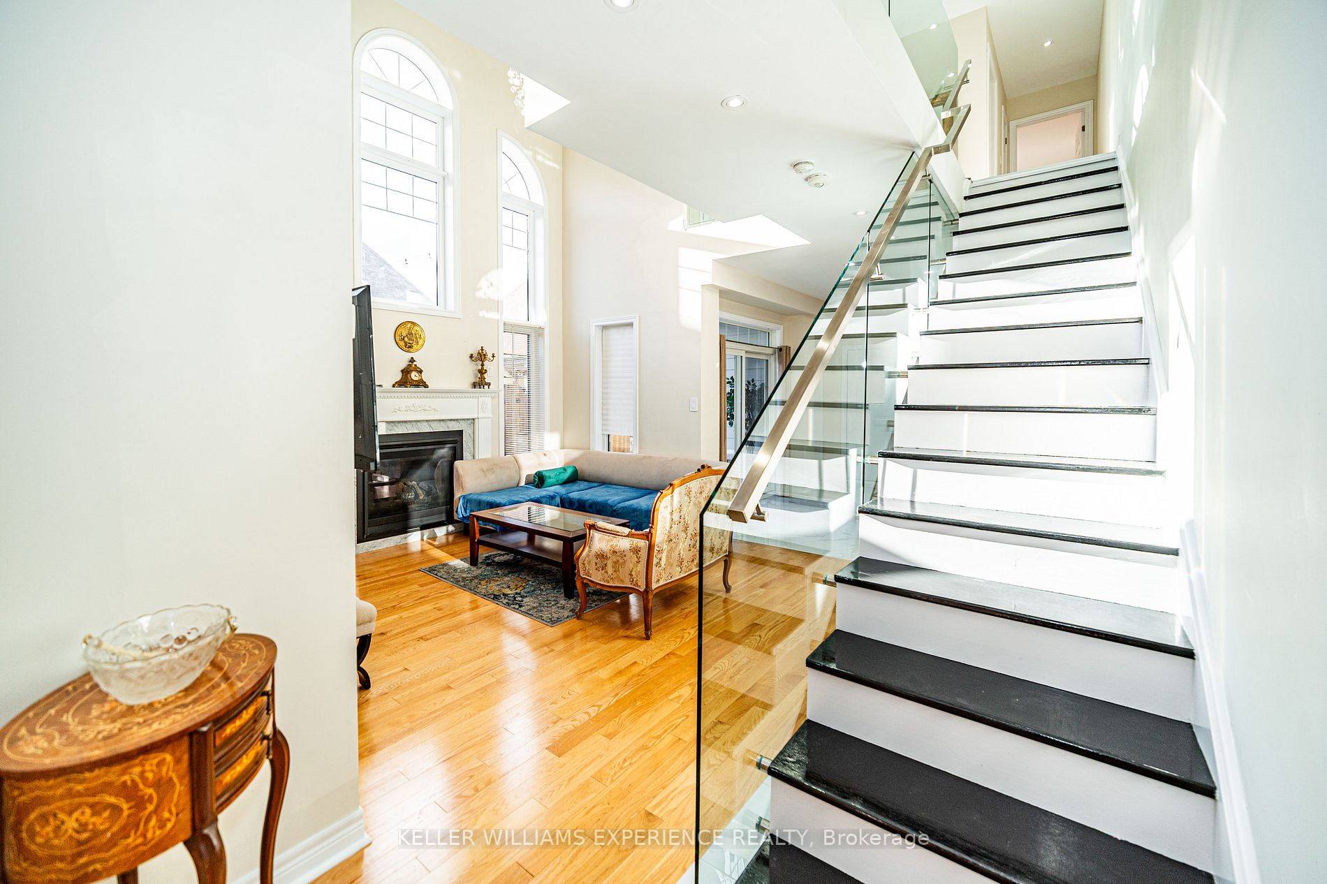 61 Riverwalk Place