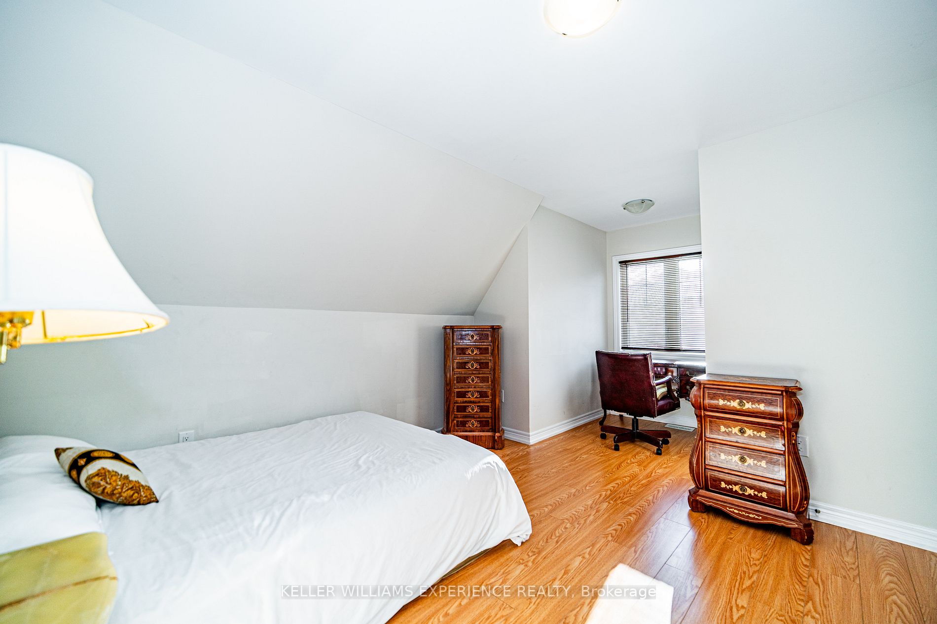 61 Riverwalk Place