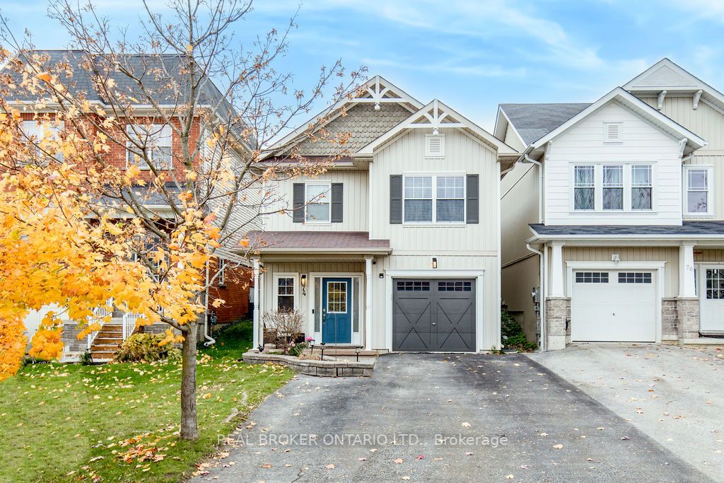 74 Pearl Dr