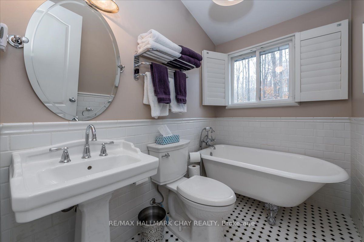 21 Slalom Dr