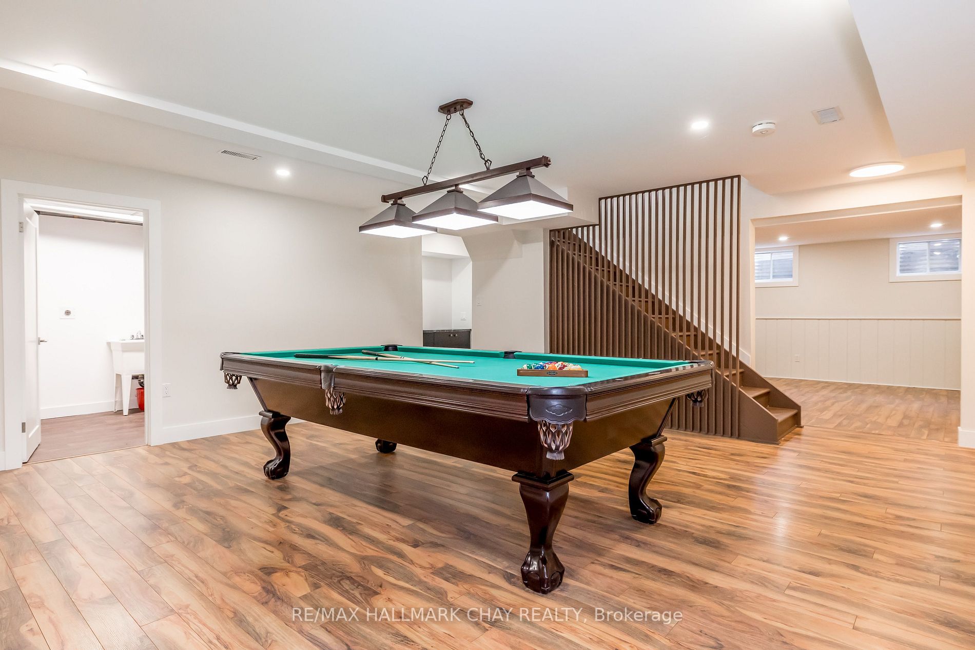 16 Garrett Cres