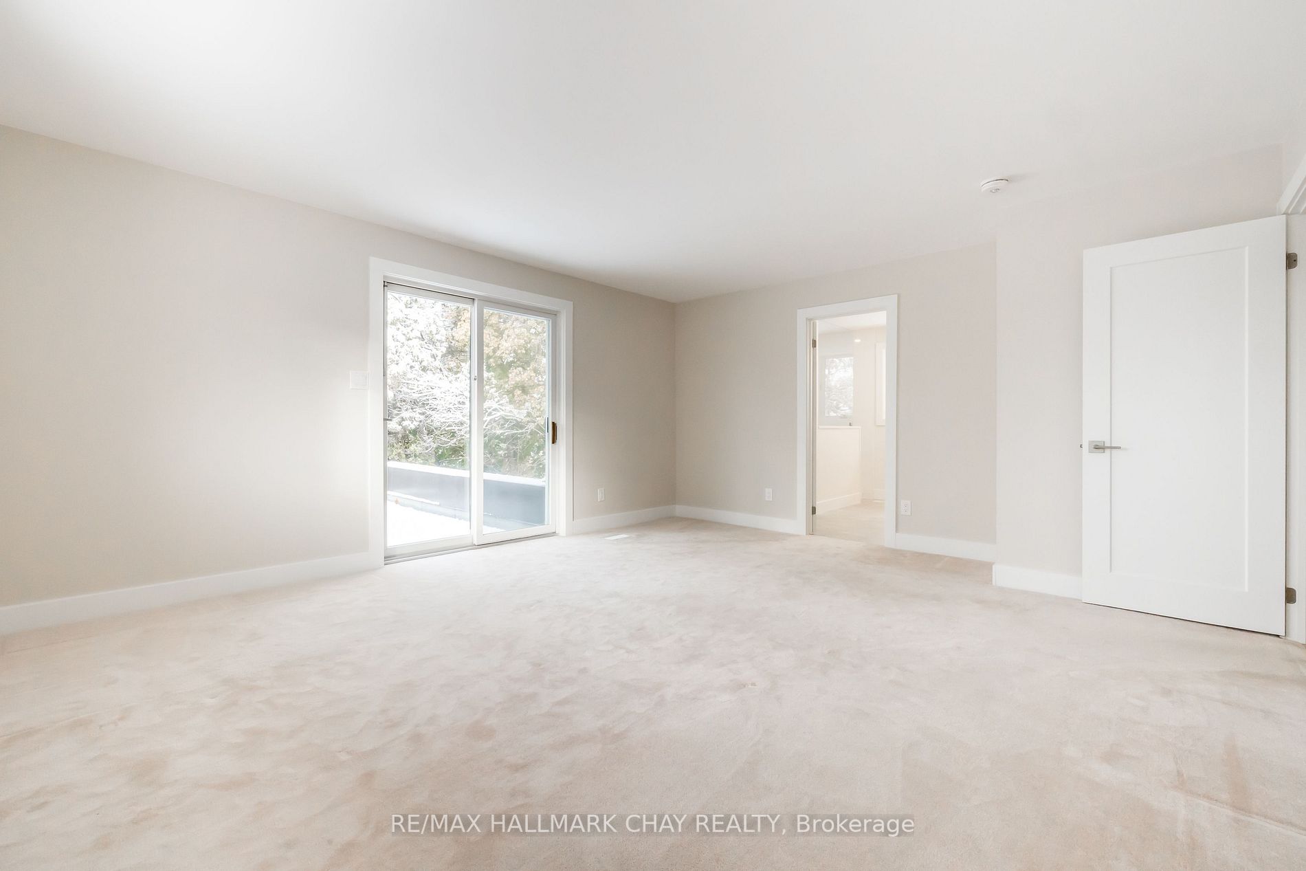 16 Garrett Cres
