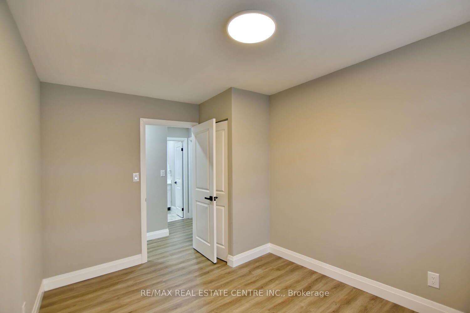 78 Gibbard Cres