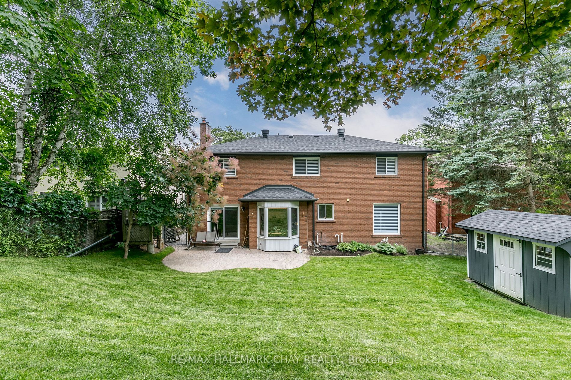 18 Valley Drive