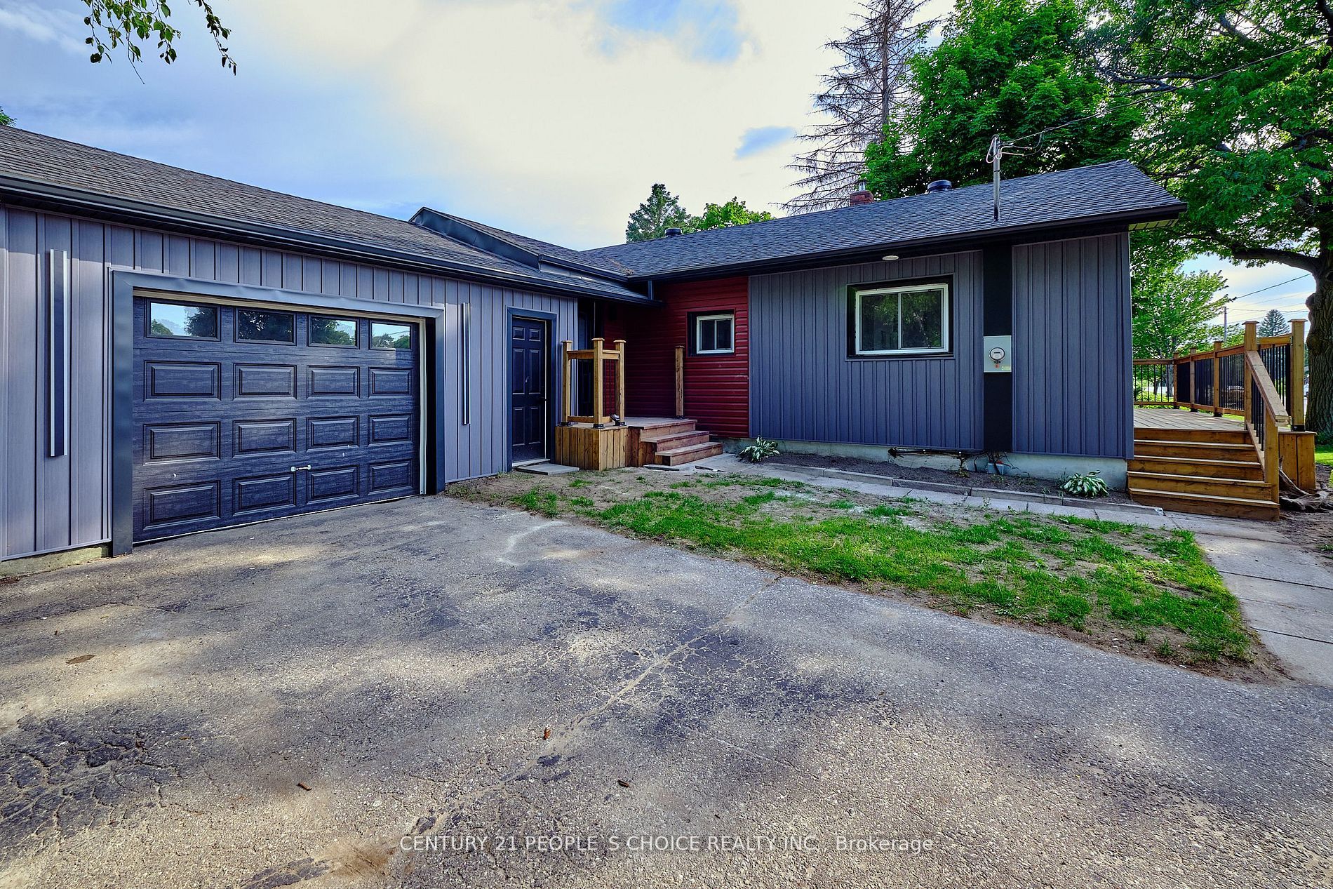 9 Balm Beach Rd W