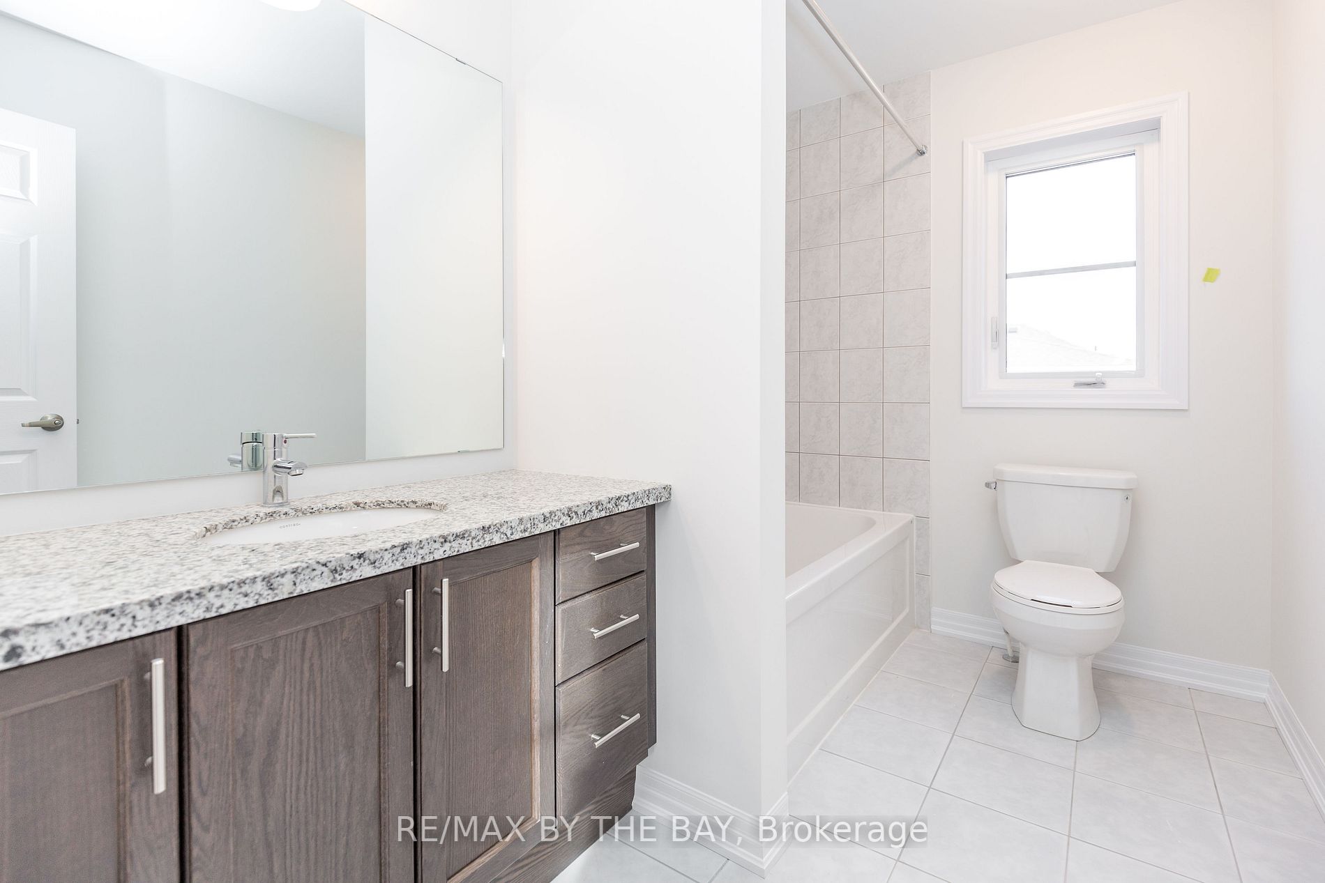 261 Centre St