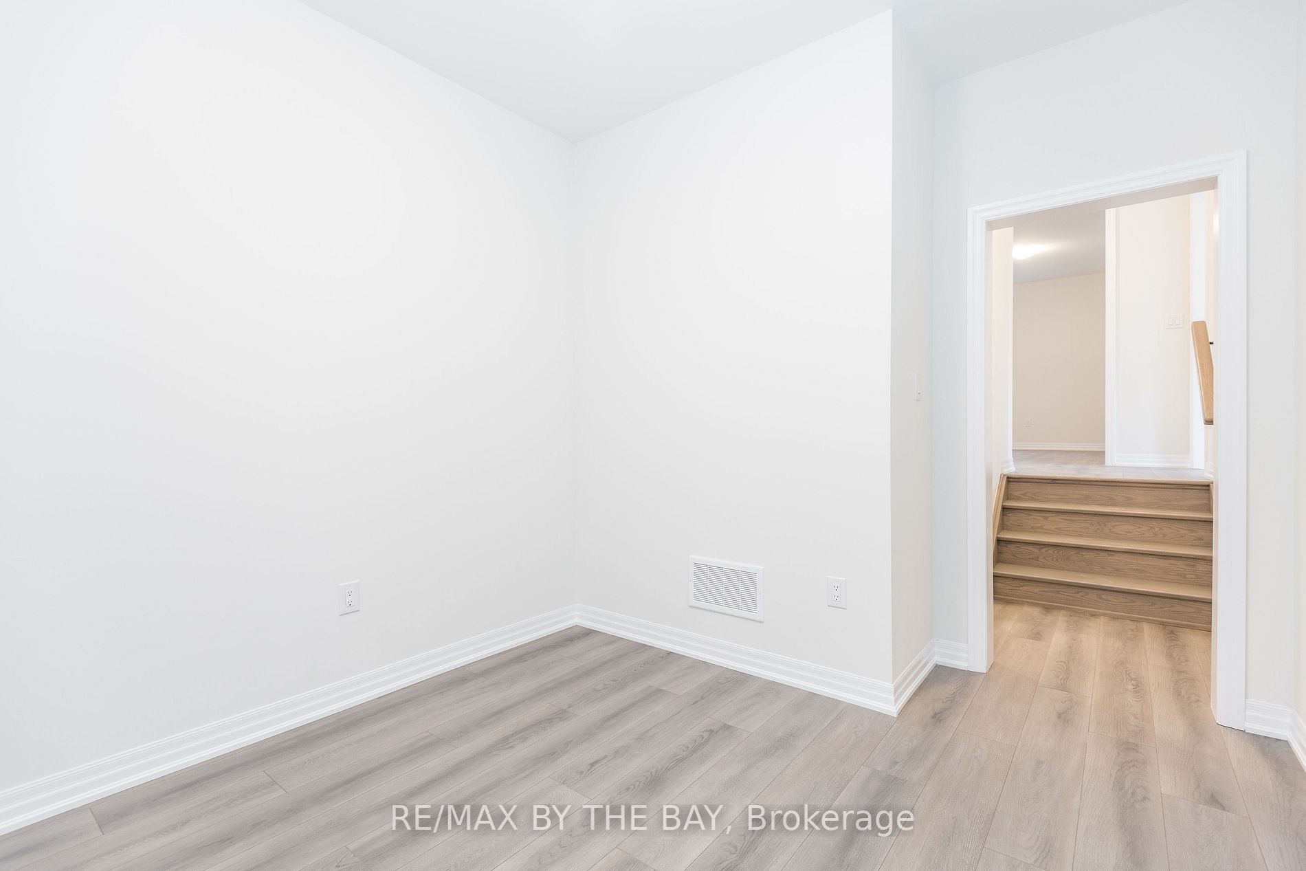 261 Centre St