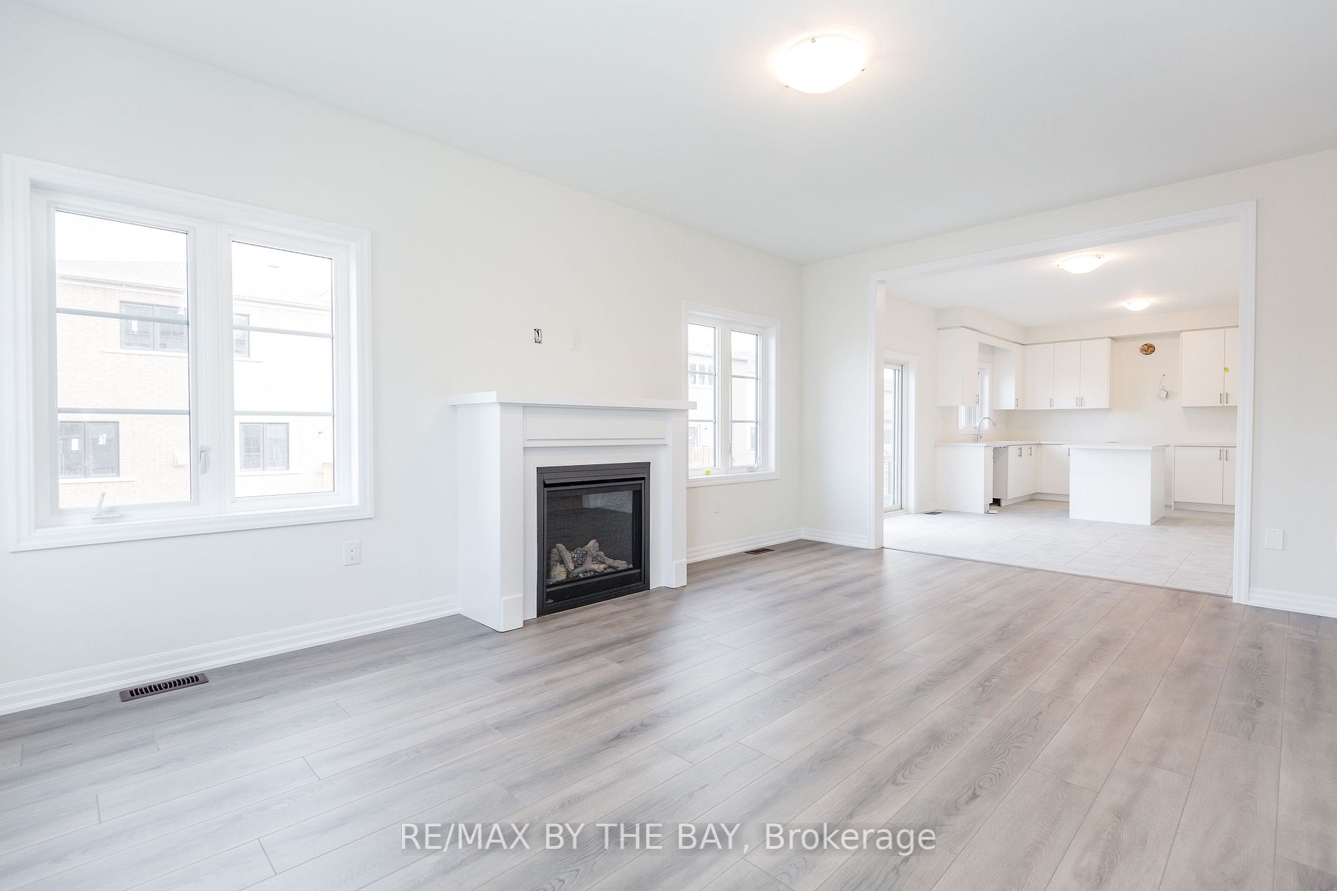 261 Centre St