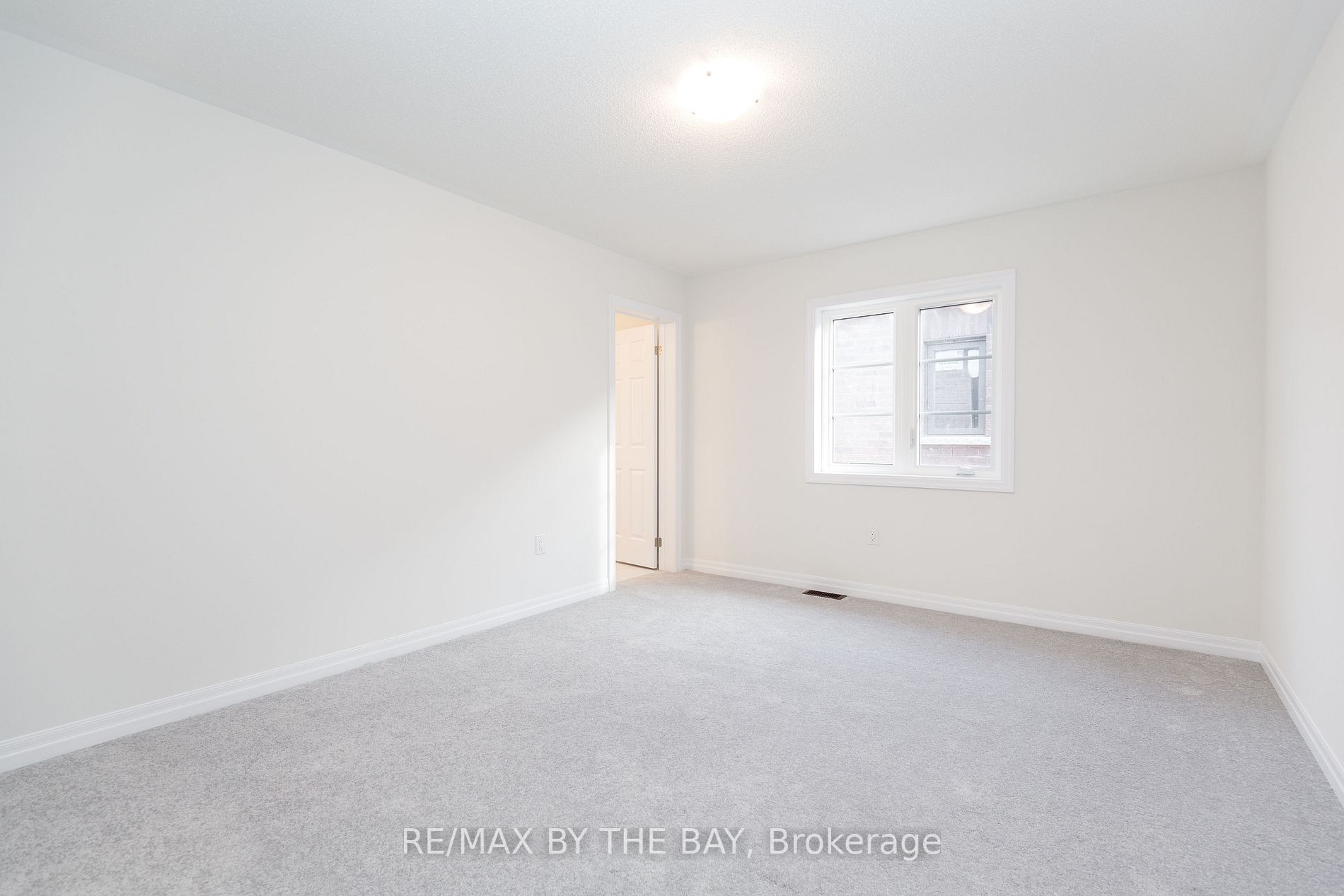 261 Centre St