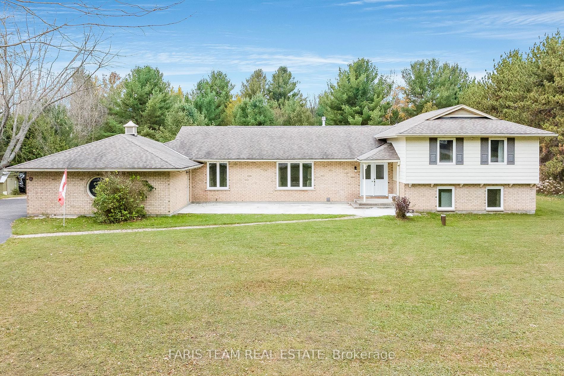 66 Hawthorn Pl