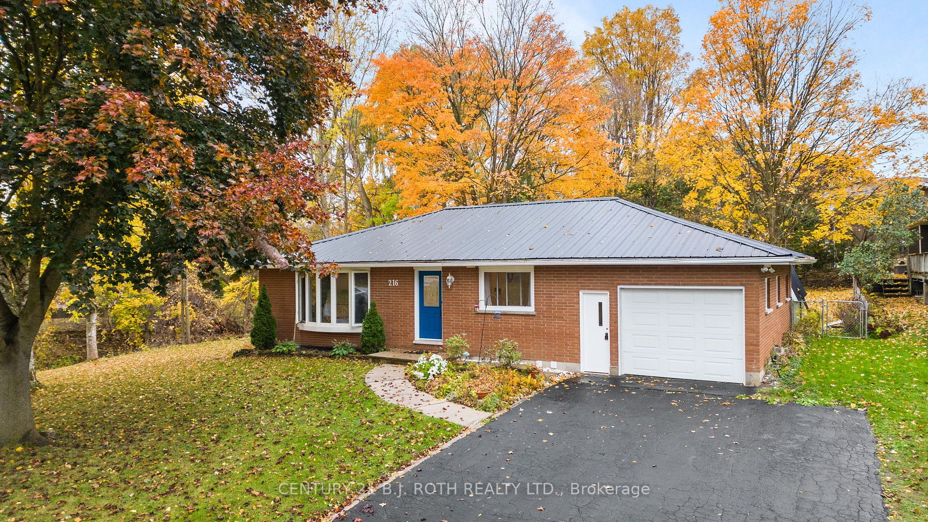 216 Dominion Dr