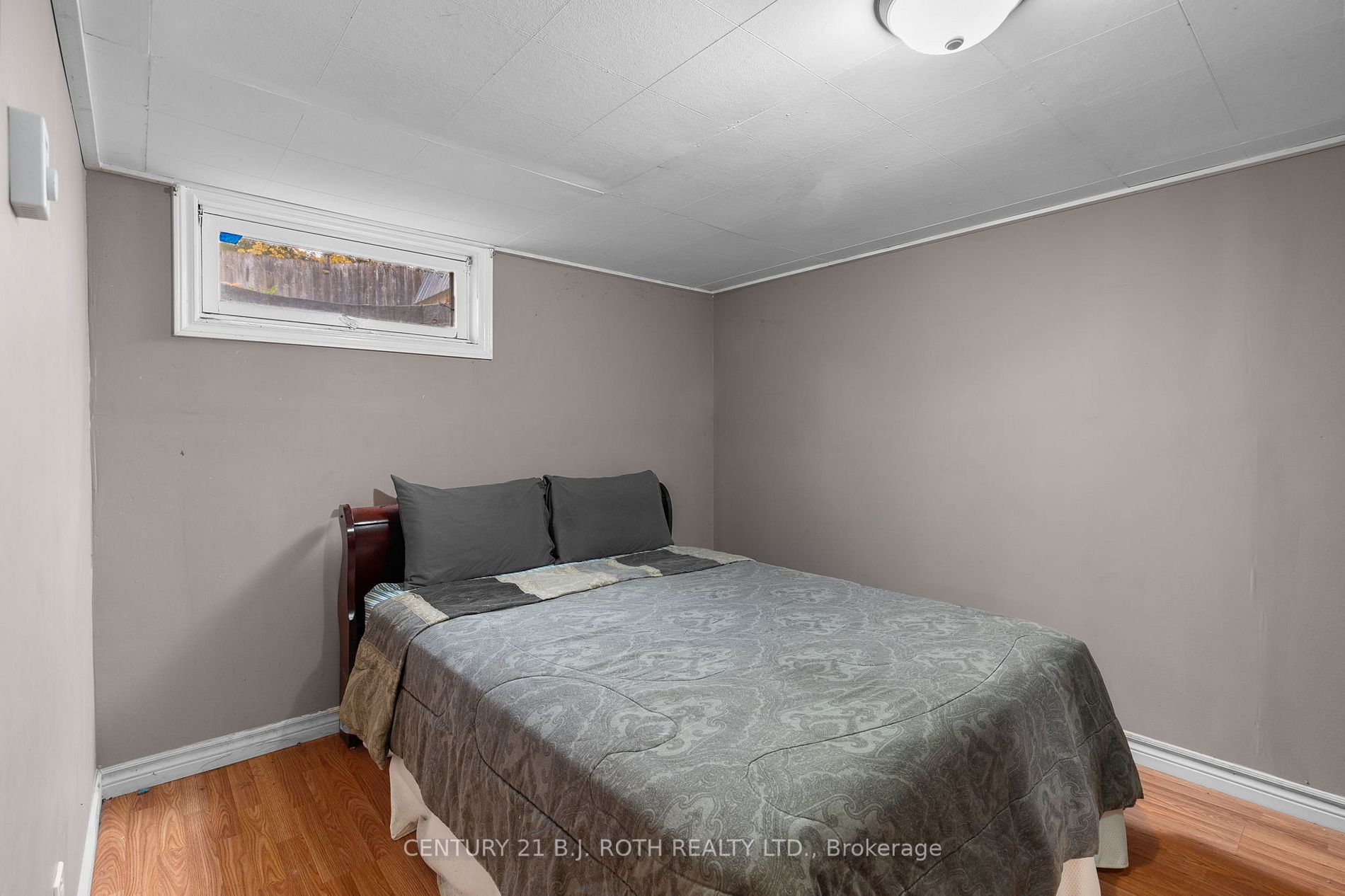 216 Dominion Dr