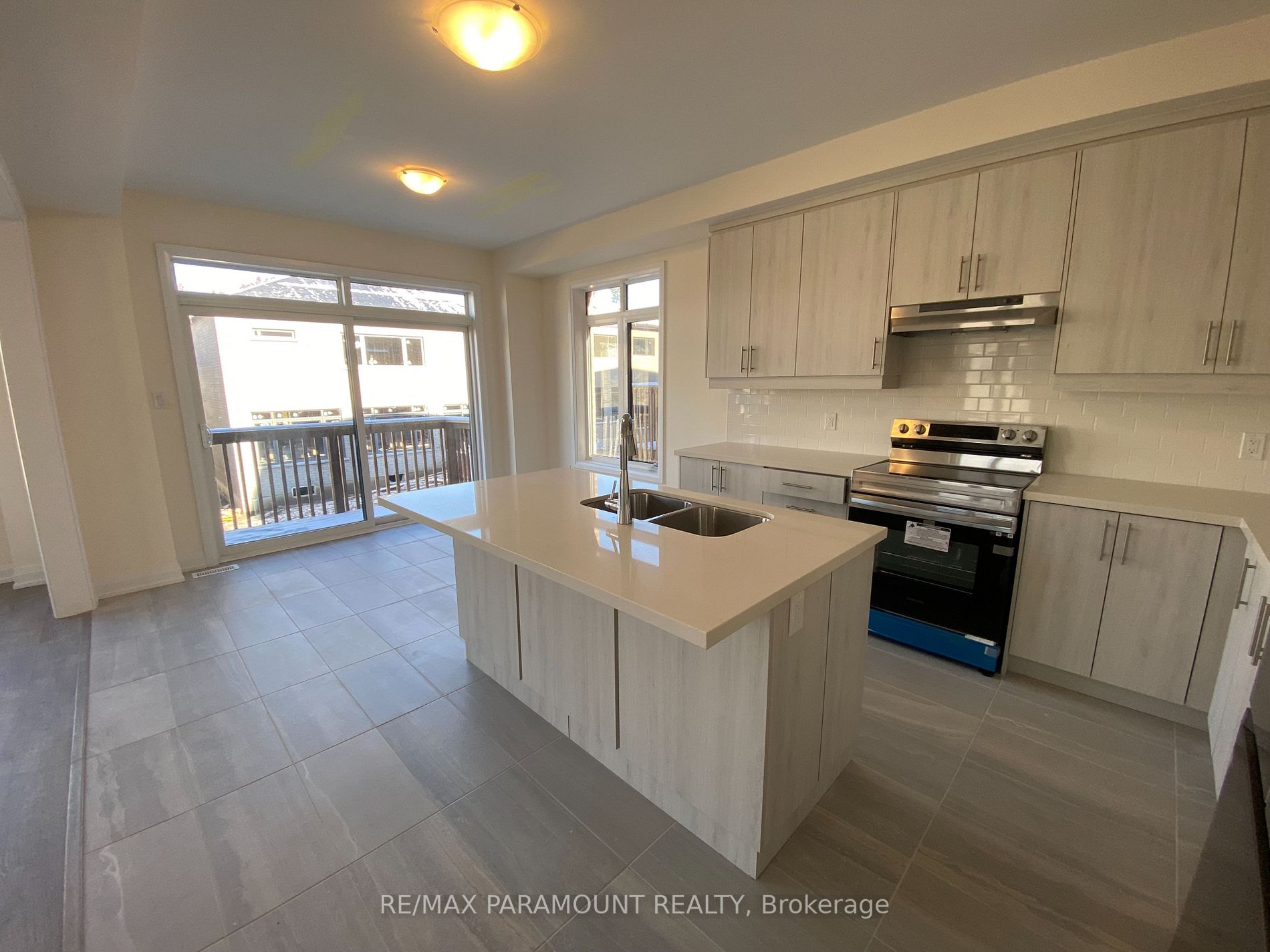 42 Daffodil Rd