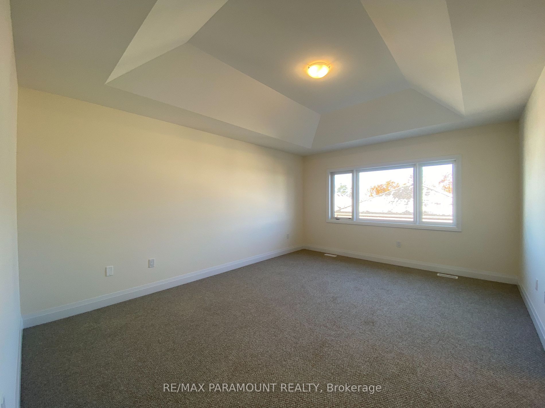 42 Daffodil Rd