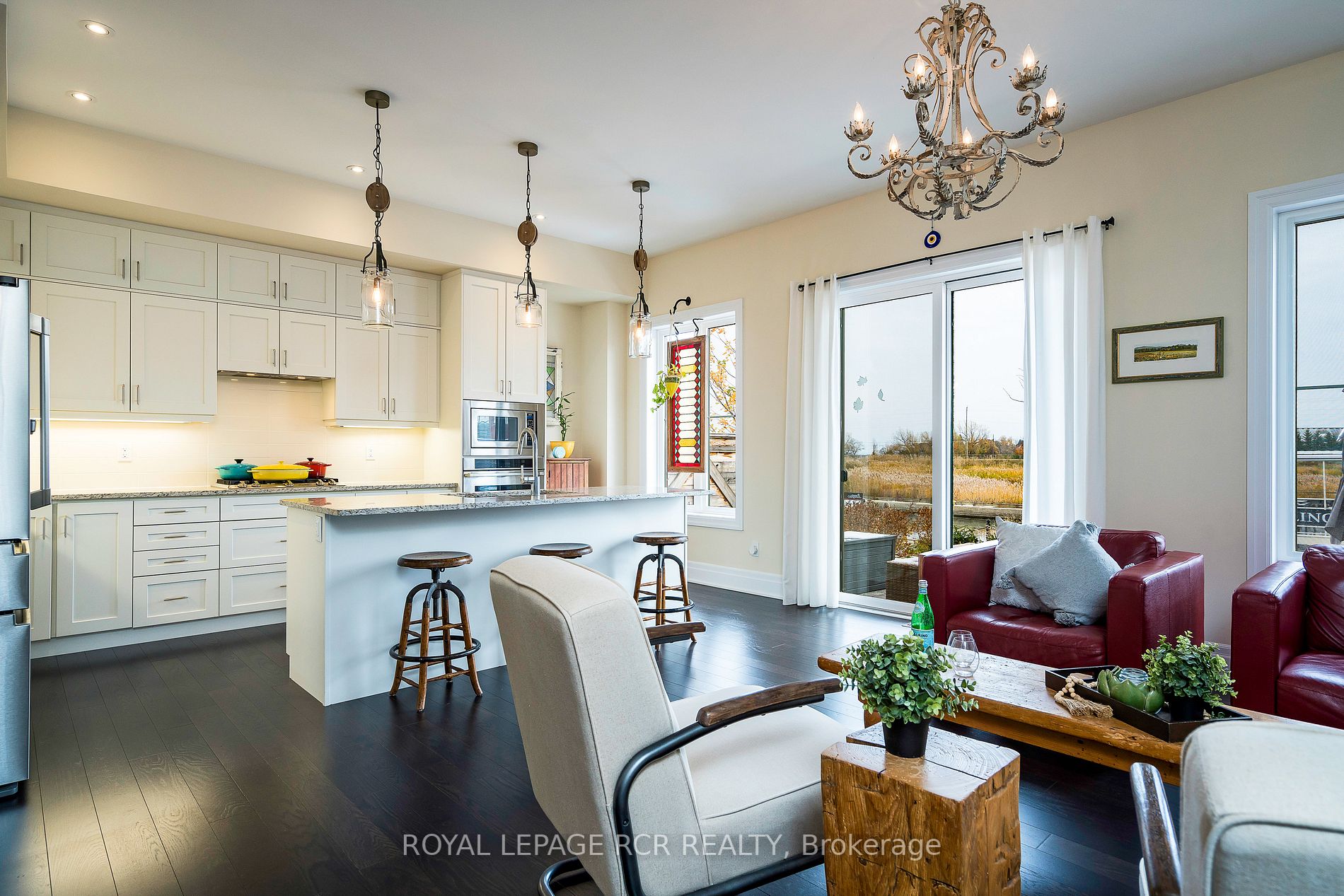 31 Emerson Mews, #3