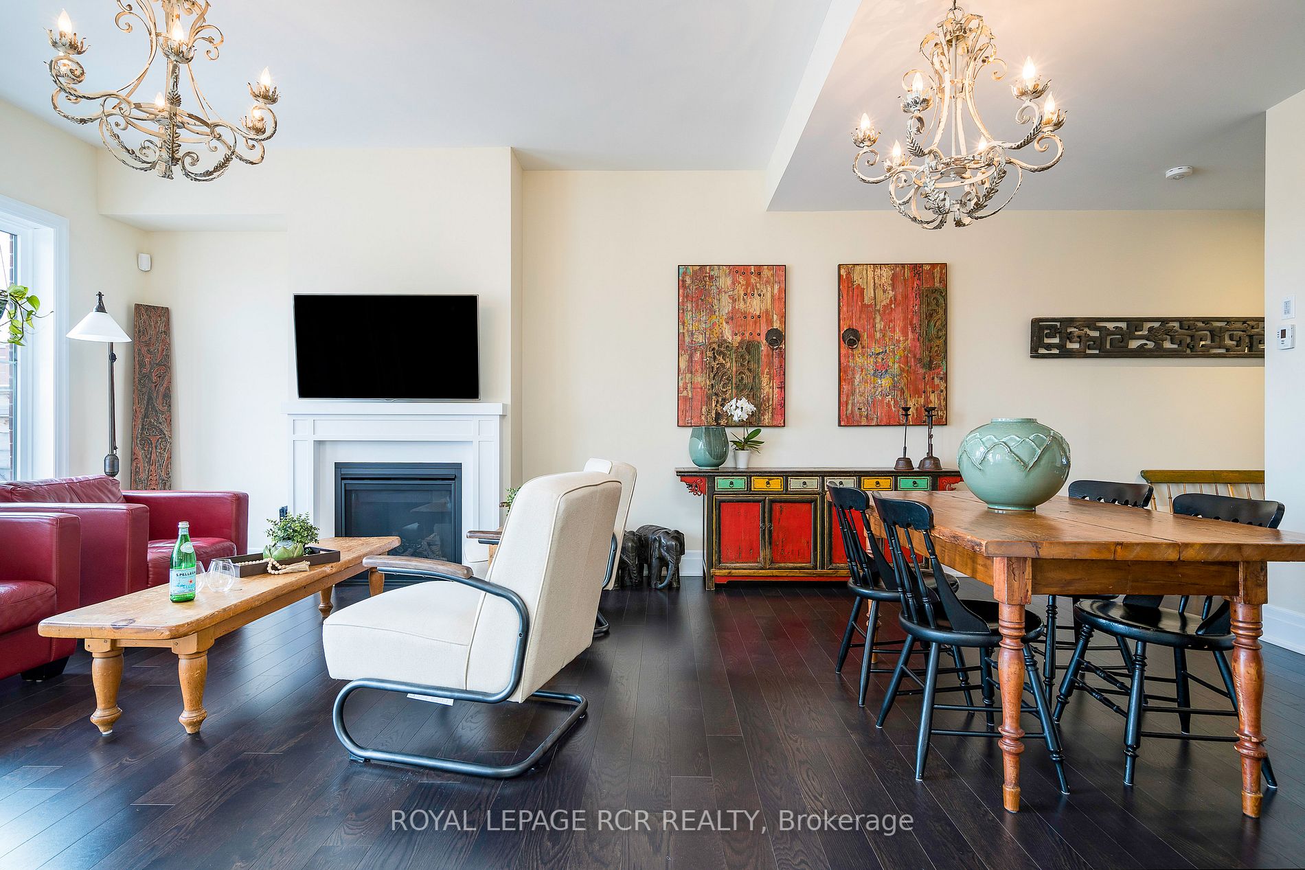 31 Emerson Mews, #3