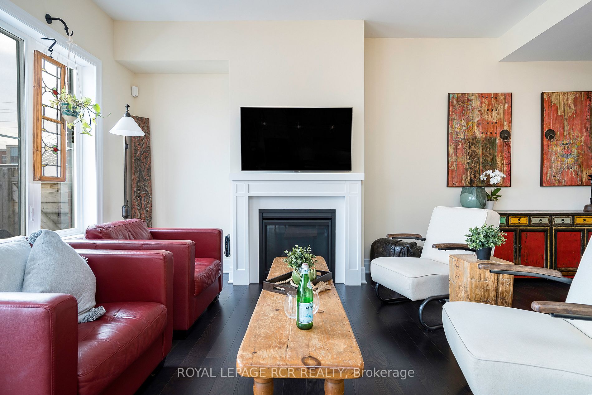 31 Emerson Mews, #3