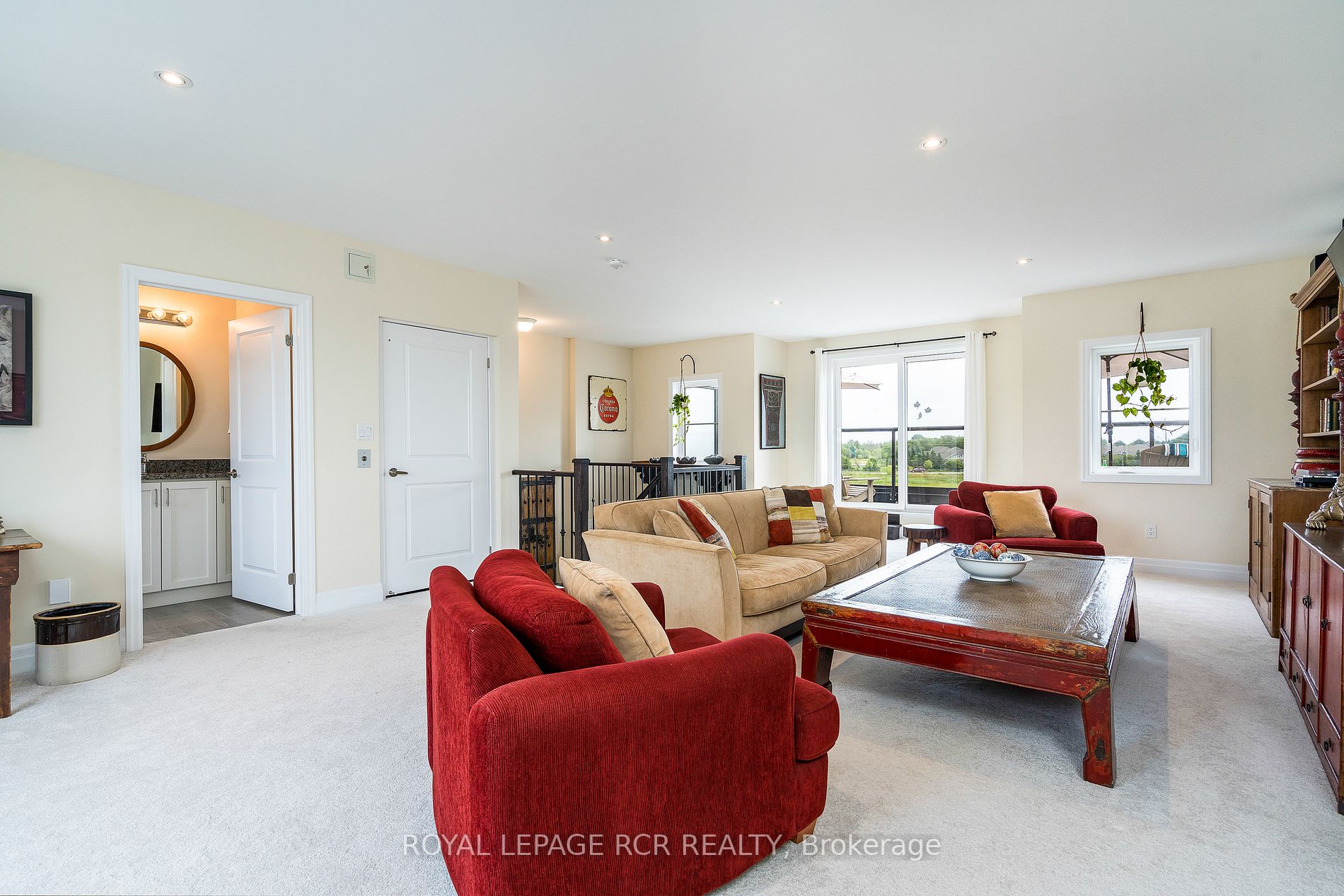 31 Emerson Mews, #3
