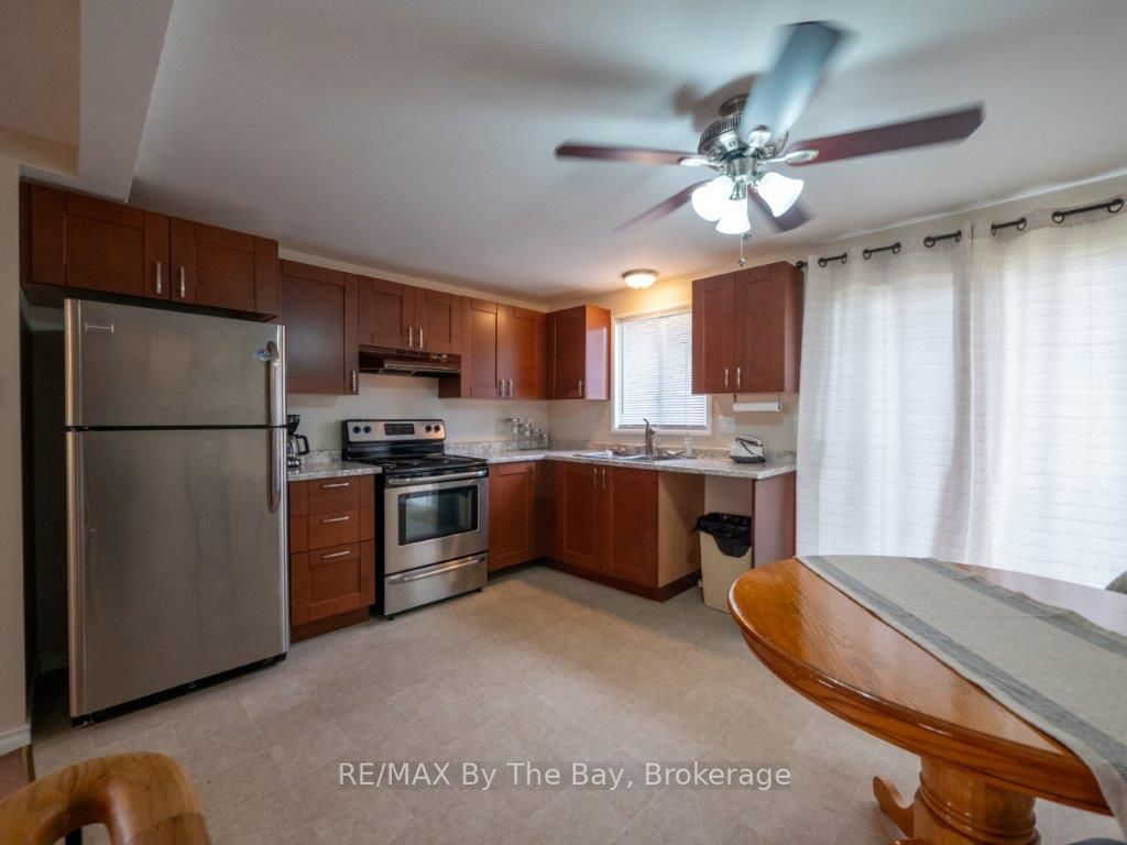 755 Algonquin Dr