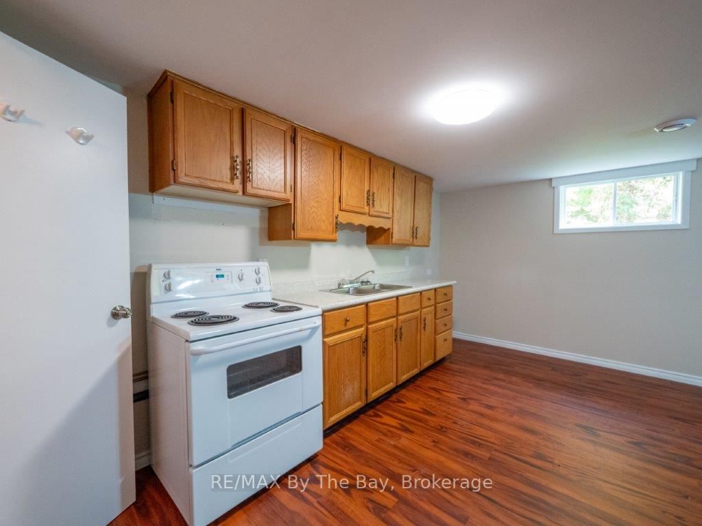 755 Algonquin Dr