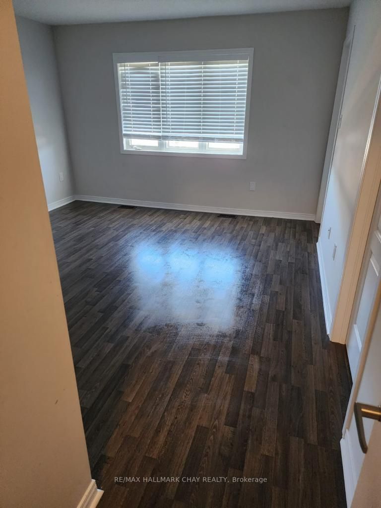7 Bailey St