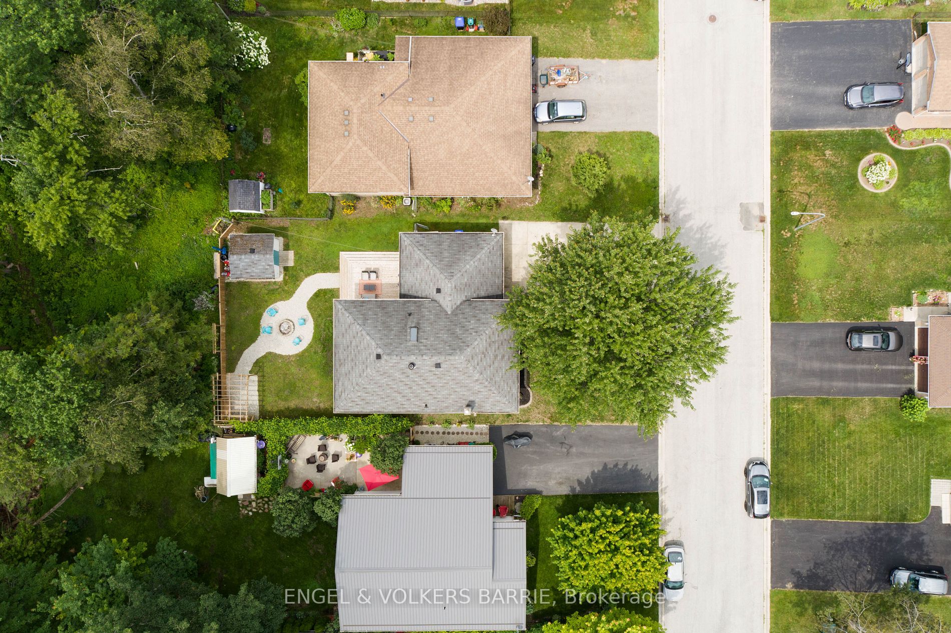 42 Innisbrook Dr