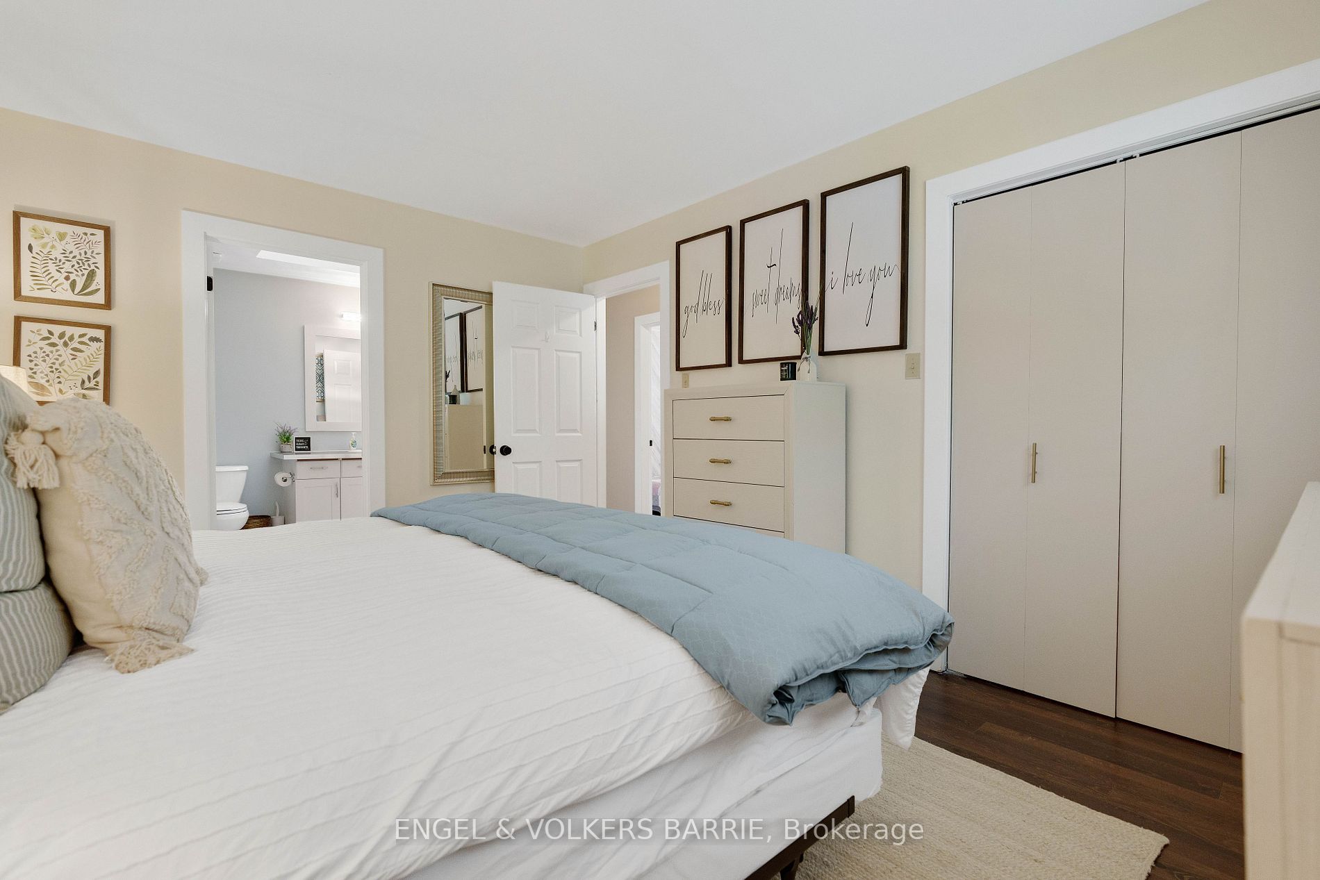 42 Innisbrook Dr