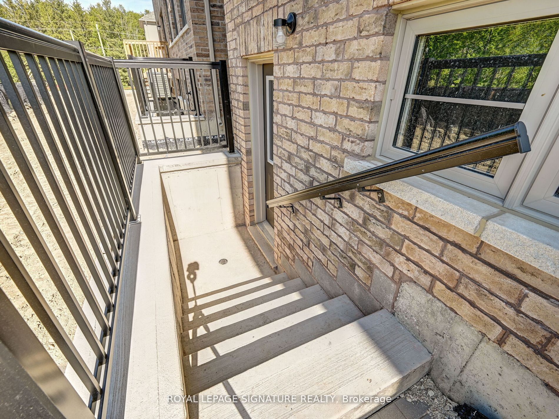 207 Warden Street