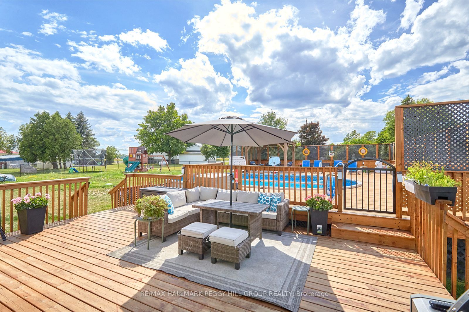 4 Cheslock Cres