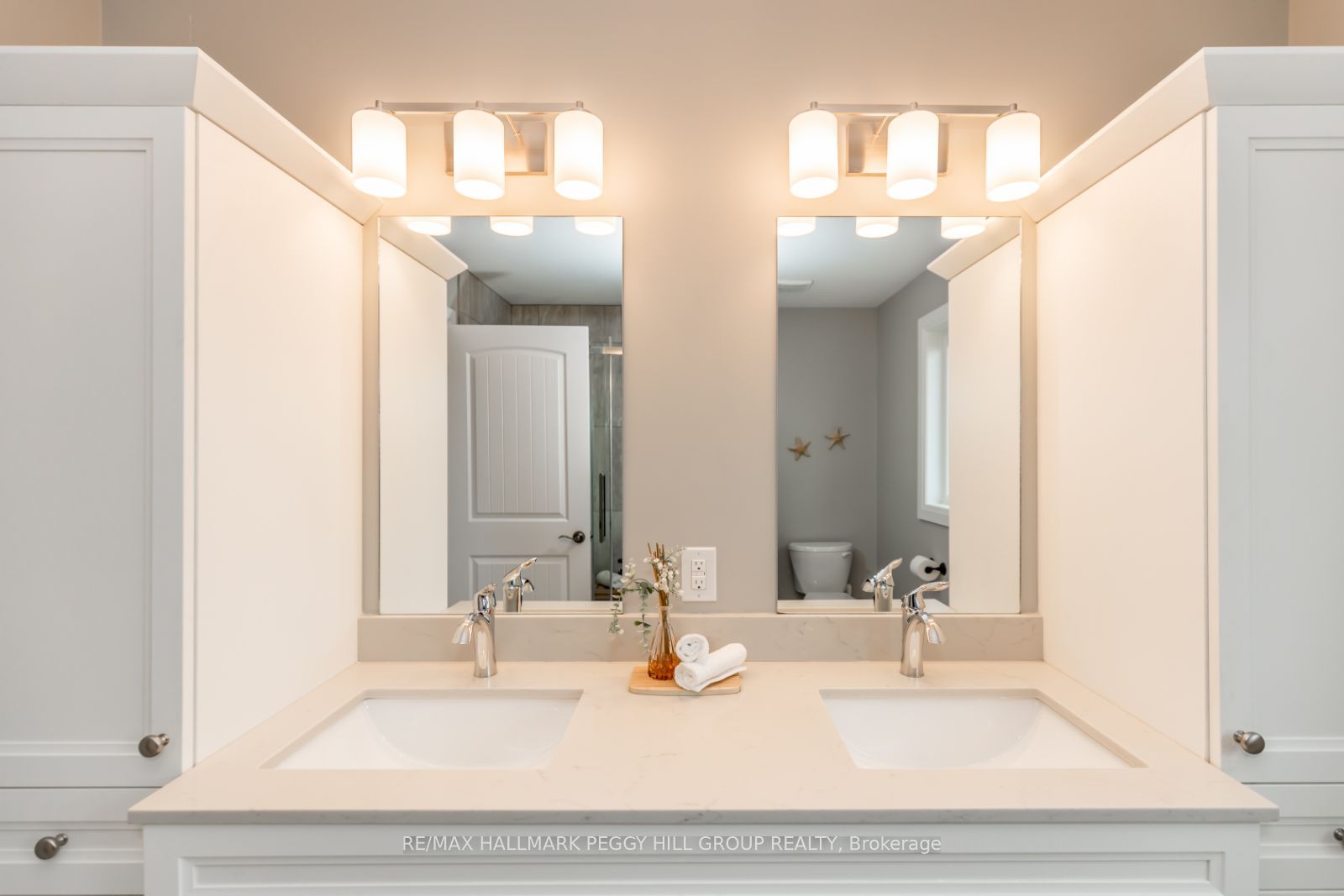 4 Cheslock Cres