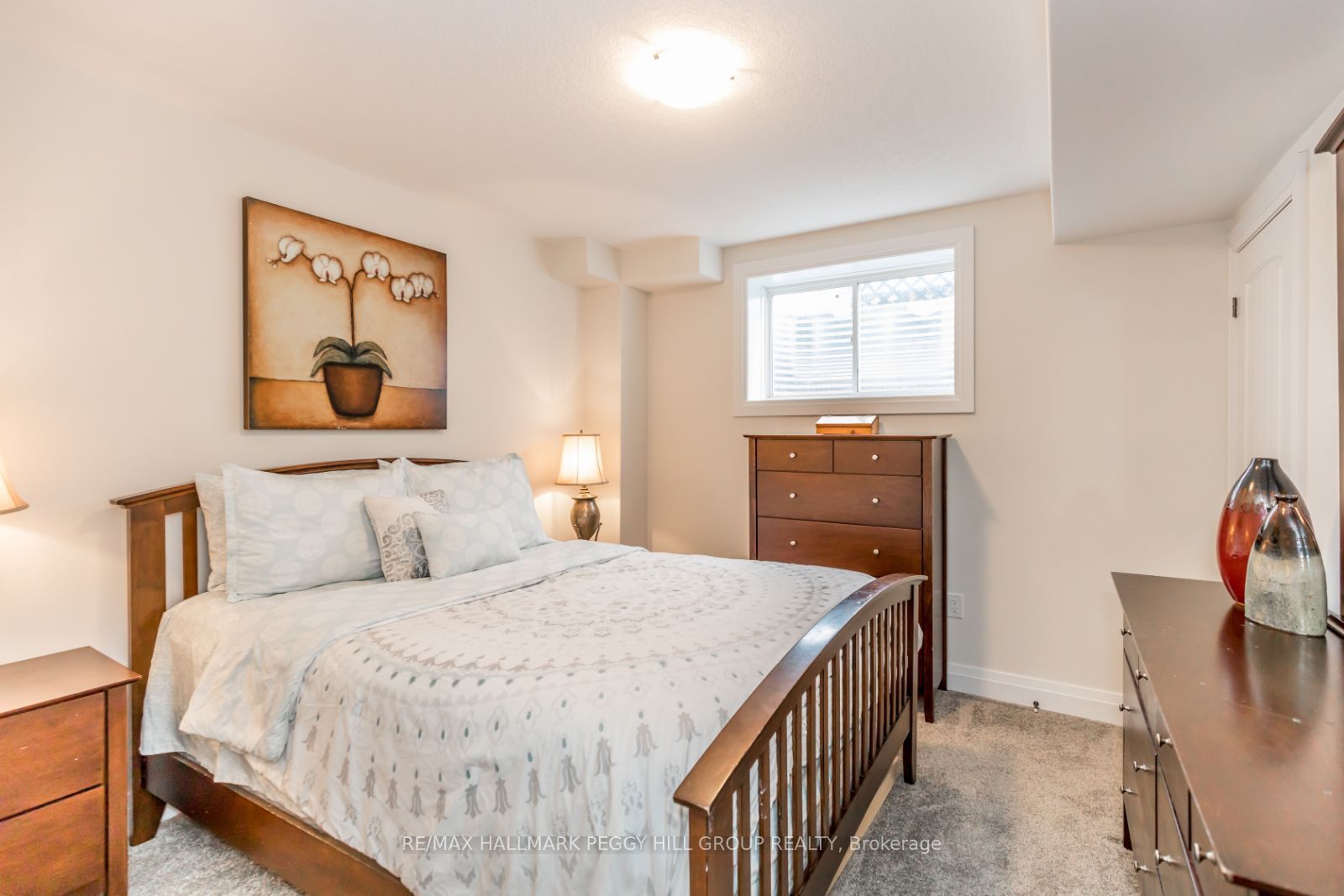 4 Cheslock Cres