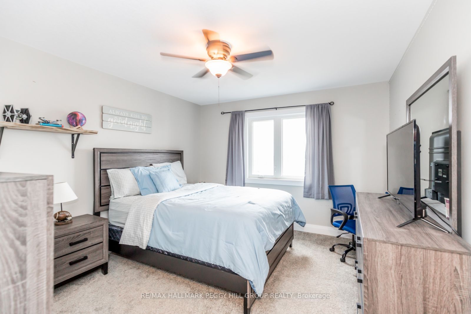 4 Cheslock Cres