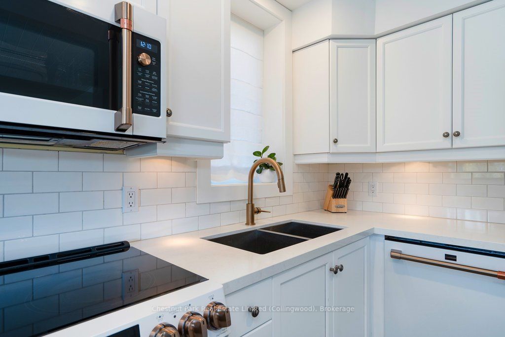 627 Johnston Park Ave, #4